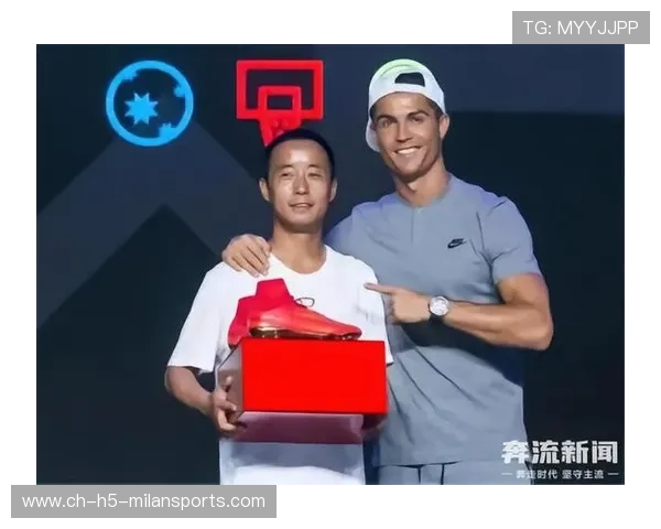 C罗卖掉旧球鞋拍卖，收益捐赠儿童医院