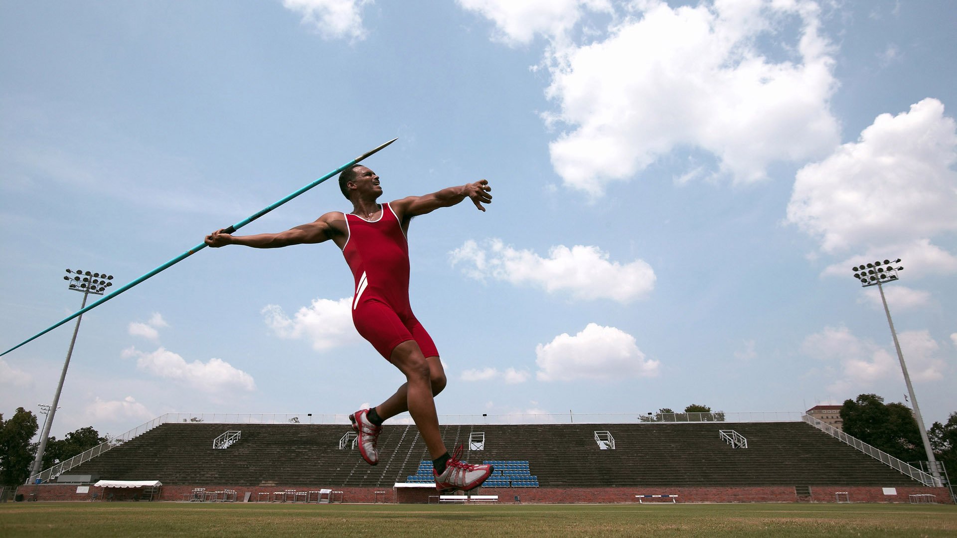 中乙联赛加强主场安保系统建设保障赛事安全，中超比赛安保