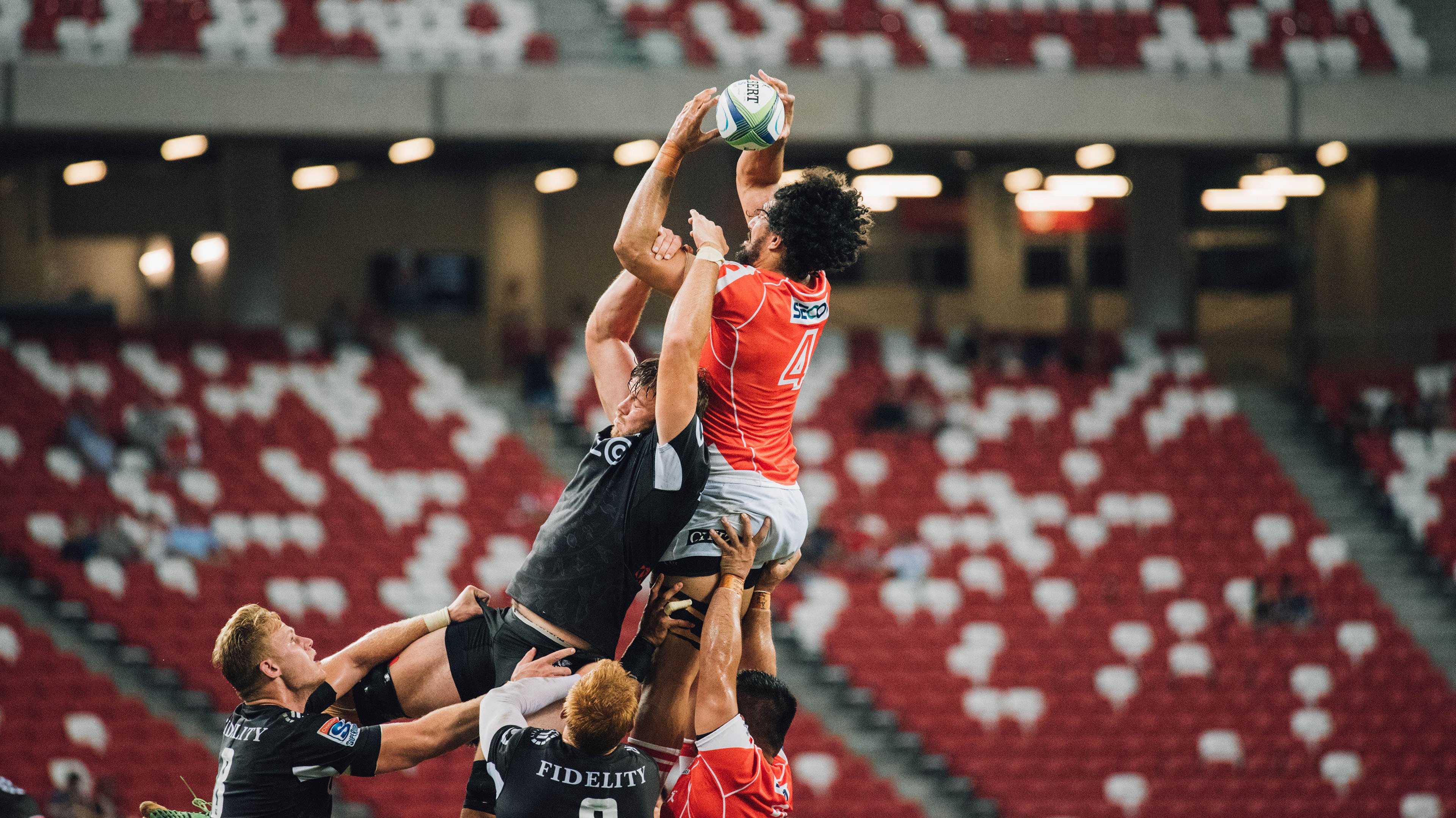 乔治攻防转换迅速快船打出流畅配合，快船乔治加点